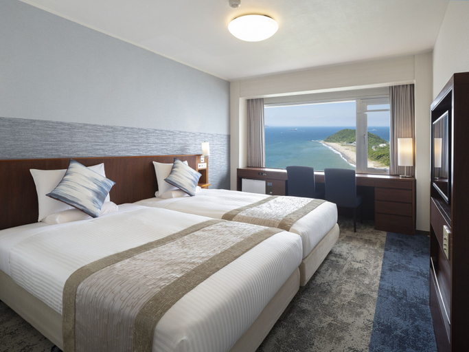 Bedroom 4, Irago Ocean Resort, Tahara