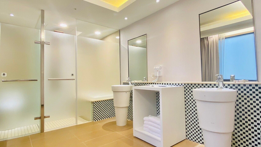 Bathroom 5, Artinn hotel, Taipei City