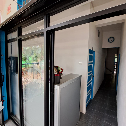 Others 3, Airin Kost And Homestay, Singkawang