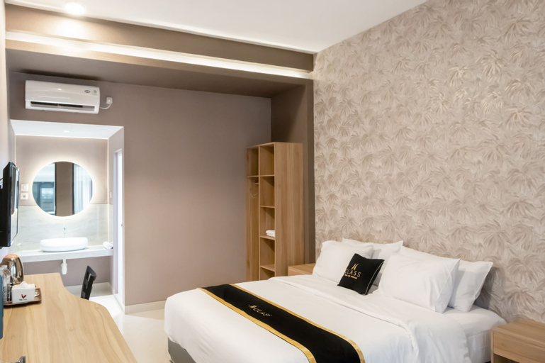 Bedroom 18