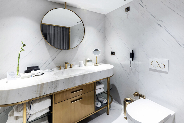 Bathroom 5, The Maestro Hotel, Beyoğlu
