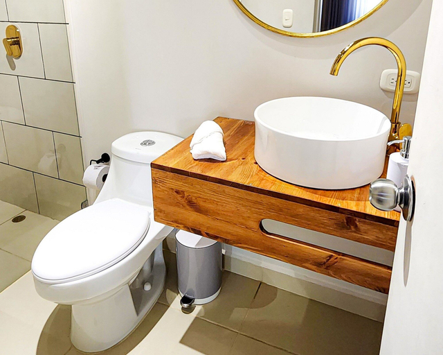 Bathroom 3, Luxury Villa In Aguacatala, Medellín