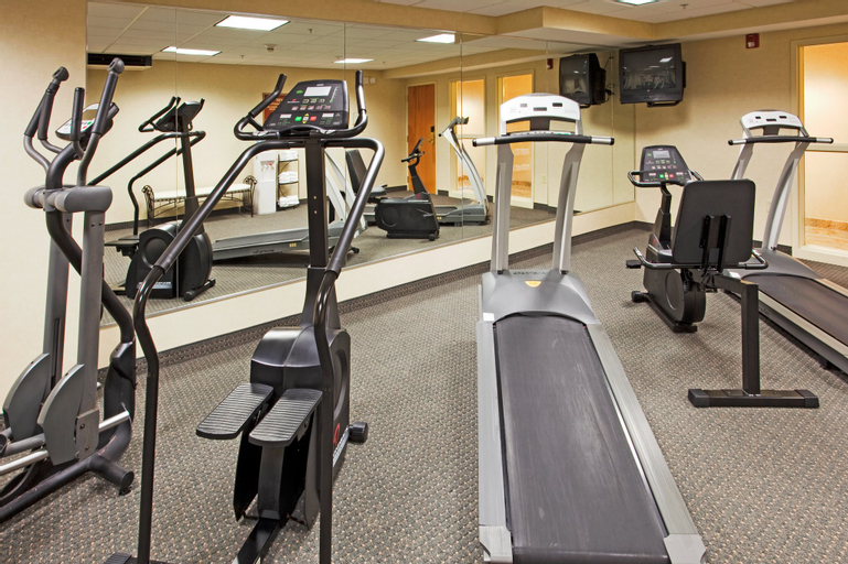 Holiday Inn Express & Suites BOSTON - MARLBORO, Middlesex