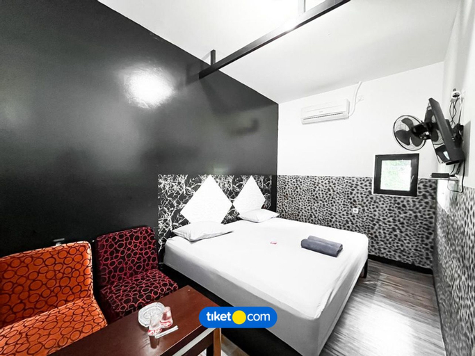 Bedroom 14