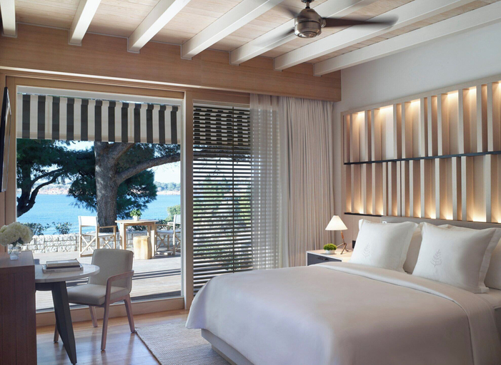 Bedroom 4, Four Seasons Astir Palace Hotel Athens, Attica