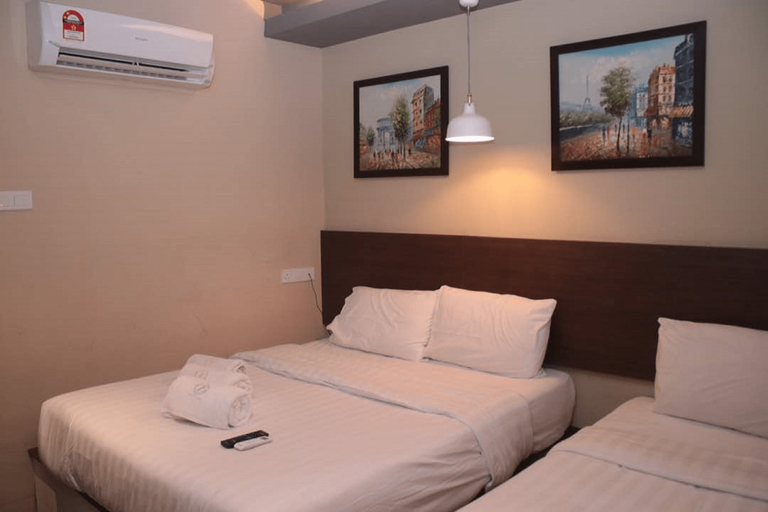 Bedroom 2, Z Hotel, Kinta