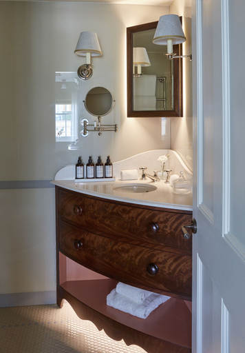 Bathroom 3, Henry's Townhouse, London