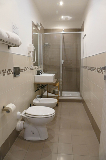 Bathroom 5, Gialel Pisa Guest House, Pisa