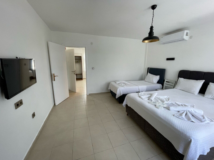 Bedroom 3, Parli Hotel, Gökçeada