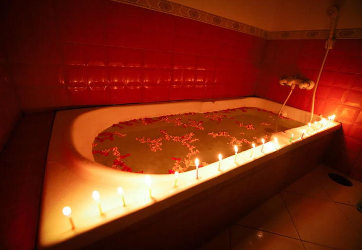 Bathroom 3, KVR Hotels, Karur