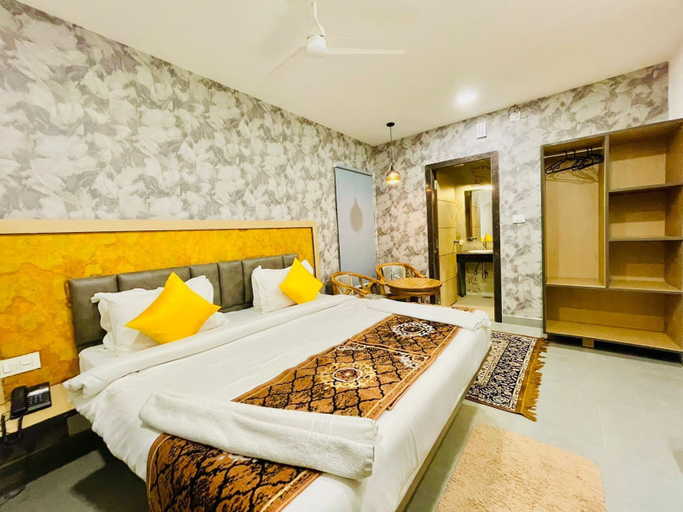 Bedroom 4, Hotel Lake View Airport Zone, Ranga Reddy