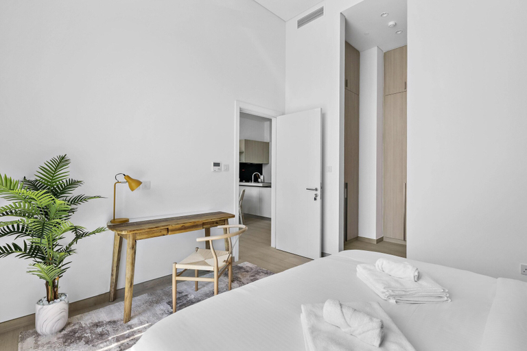 Room 4, Silkhaus Harrington House, JVC Dubai, Dubai