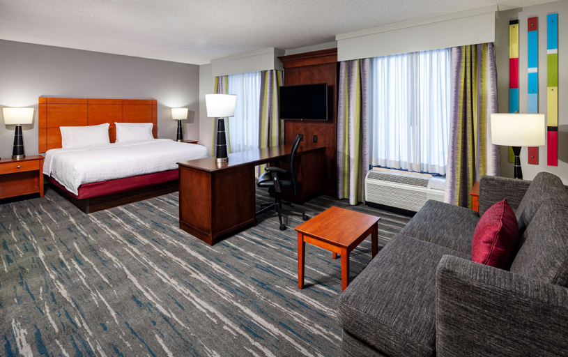 Bedroom 3, Hampton Inn & Suites Mobile I-65@ Airport Blvd, Mobile