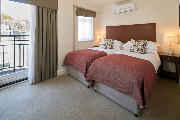 Bedroom 8