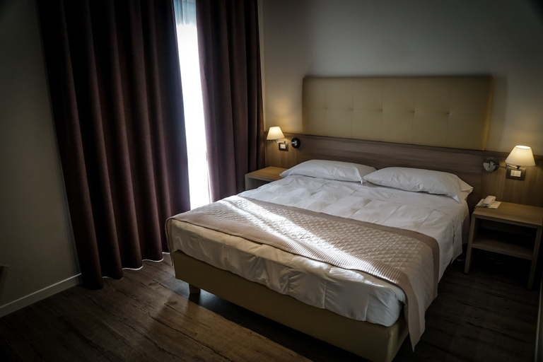 Bedroom 5, Hotel Delfino, Venezia
