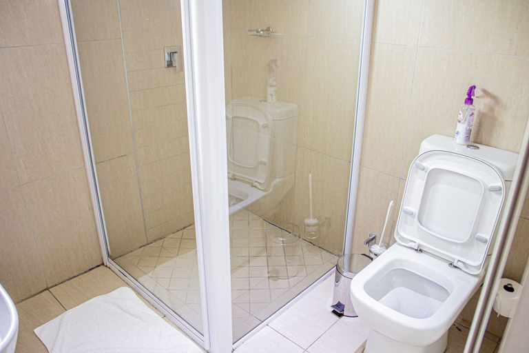 Bathroom 3, Thembelihle Guest House, Umgungundlovu