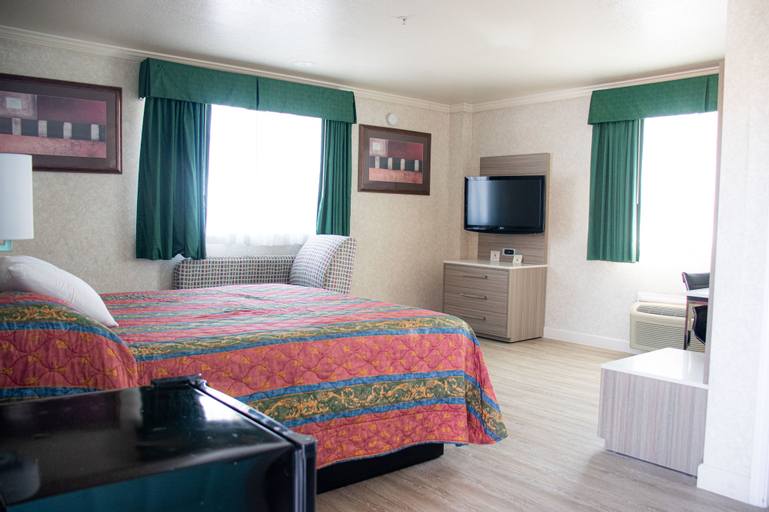 Bedroom 15