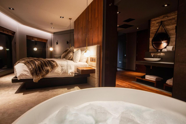 Bedroom 3, Cave Hotel & Golf Resort, Kent