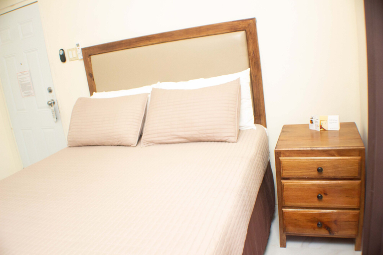 Bedroom 3, The Vista Inn