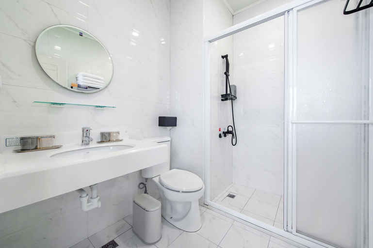 Bathroom 5, Shui Yang Lakeview House with Elevator, Nantou