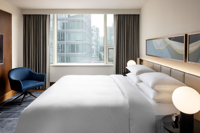 Bedroom 3, Park Hyatt Toronto, Toronto