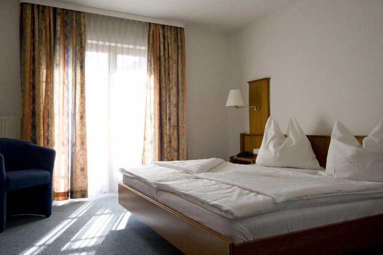 Bedroom 3, Hotel Blume, Freiburg im Breisgau