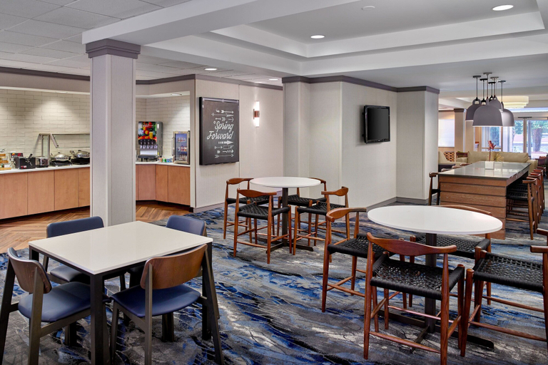 Food & Drinks, Fairfield Inn & Suites by Marriott Warner Robins, Houston