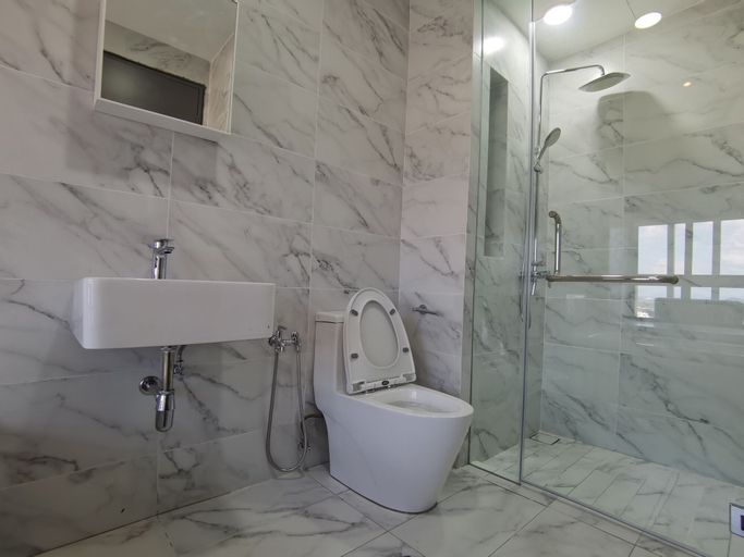 Bathroom 5
