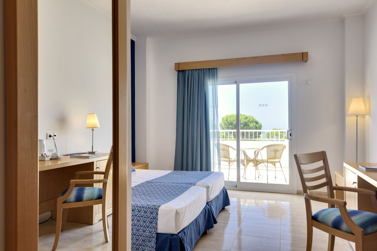 Bedroom 3, Garden Playanatural Hotel & Spa - Adults Only, Huelva