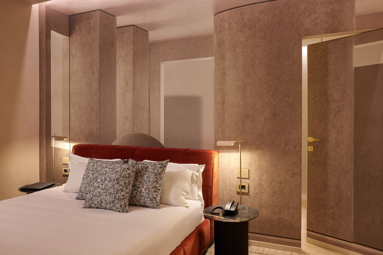 Bedroom 2, Borghese Contemporary Hotel, Rome