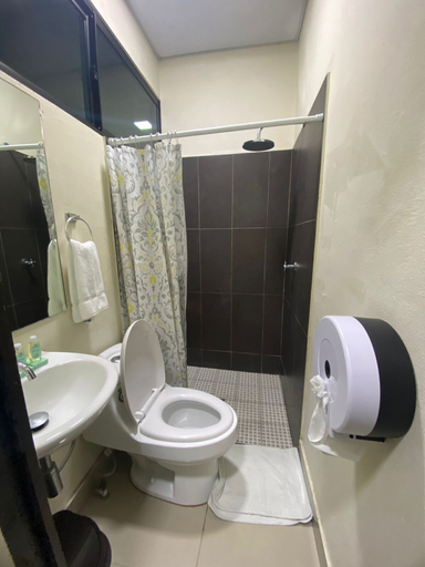 Bathroom 4, Hotel La Capilla - Suites & Apartments San Benito, Antiguo Cuscatlán