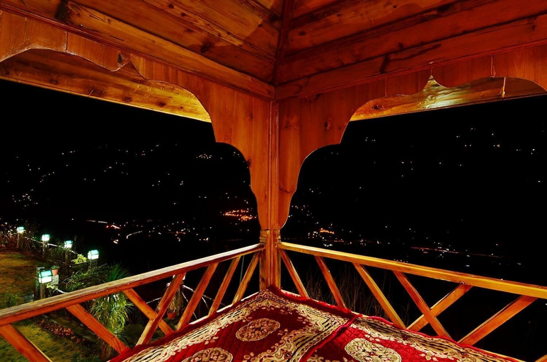 Others 5, Himalayan Kothi Kais, Kullu