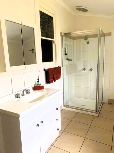 Bathroom 4, The Retreat Port Stephens, Port Stephens
