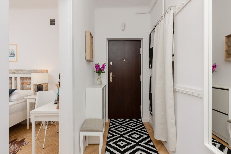 Bedroom 3, Sweet & Stylish Apartment by Renters, Warsaw