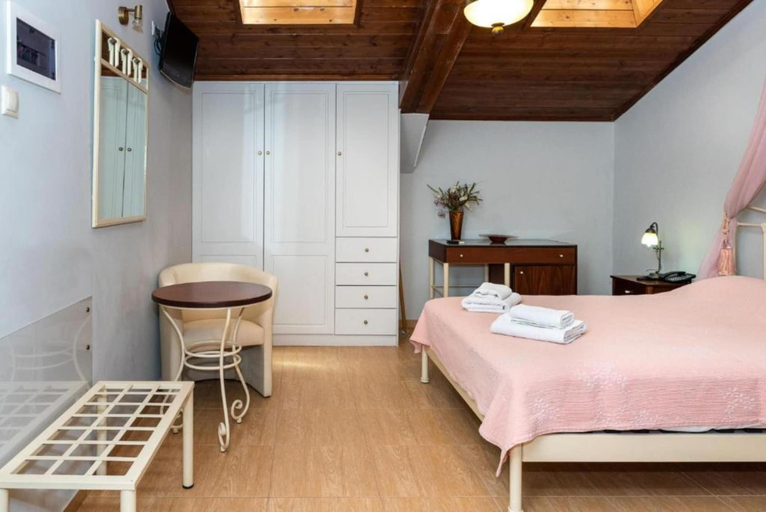 Bedroom 4, Sourediko, North Aegean
