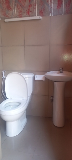 Bathroom 4, Tommy's Budget Rooms, Kicukiro