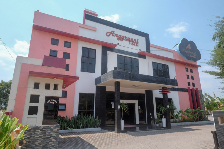 Exterior & Views 1, Urbanview Hotel Anggraeni Jatibarang, Brebes