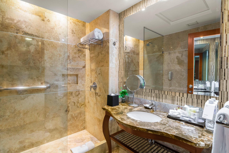 Bathroom 5, Sheraton Guayaquil Hotel, Guayaquil