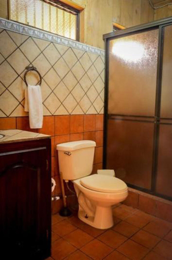 Bathroom 4, Hotel Chalets Los Volcanes, Alajuela