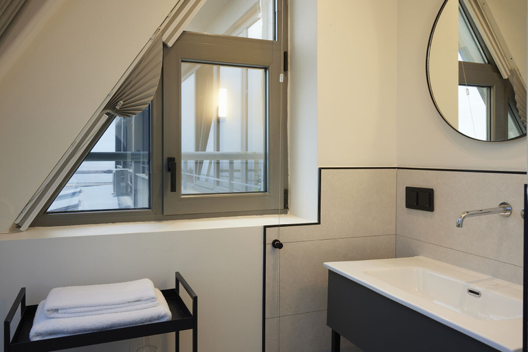 Bathroom 4, Noa Hotel, Central Macedonia