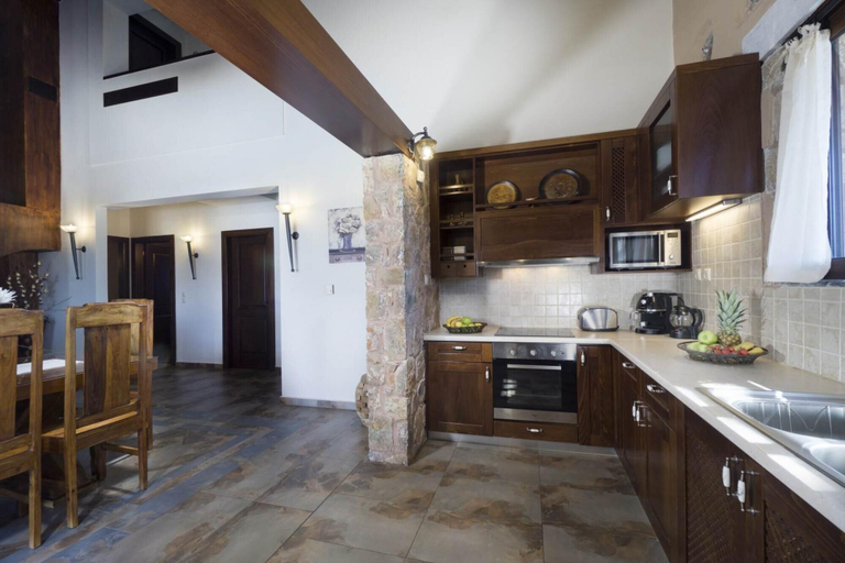 Room 4, Nafsika Villa in Litsarda, Crete