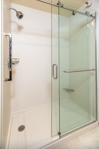 Bathroom 3, Fairfield Inn & Suites by Marriott Rapid City, Pennington