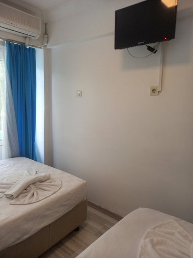 Bedroom 4, Mysia Hotel, Edremit
