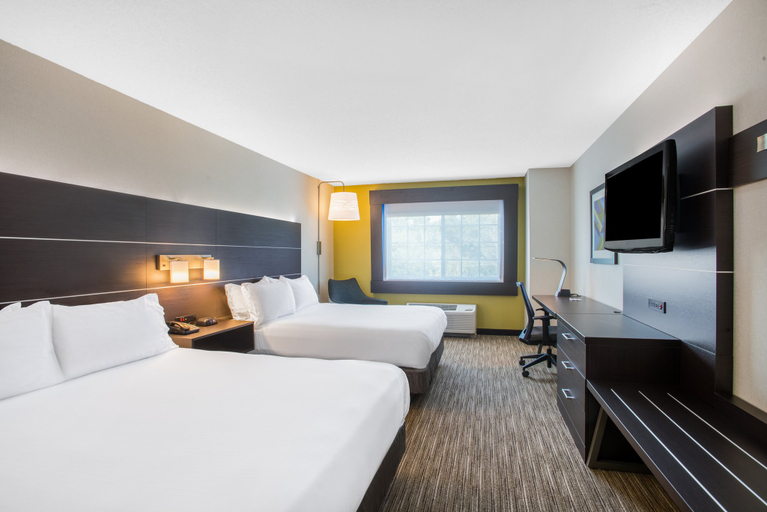 Bedroom 5, Holiday Inn Express & Suites BOSTON - MARLBORO by IHG, Middlesex