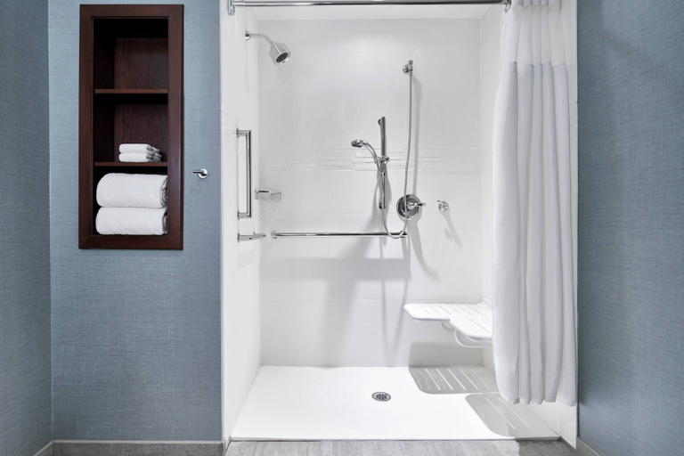 Bathroom 5, Residence Inn by Marriott Wilmington Downtown, New Castle