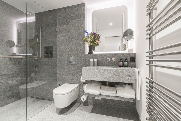 Bathroom 5, Parkhotel Margna, Maloja