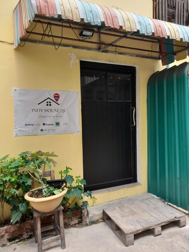 Exterior & Views, 59 Indy House, Bang Plad