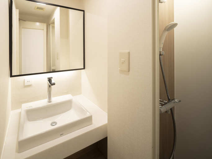 Bathroom 5, Irago Ocean Resort, Tahara
