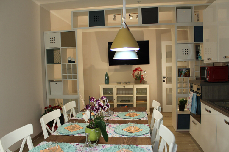 Dining Room 26