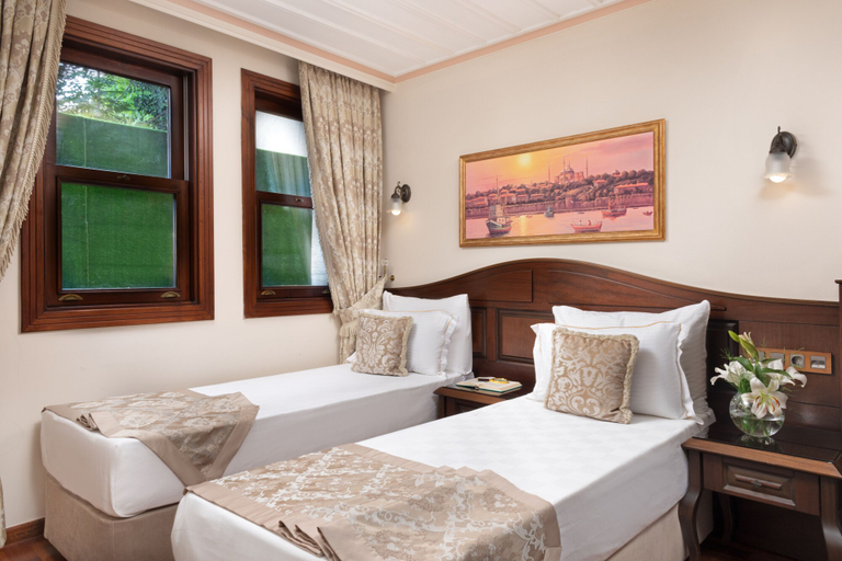 Bedroom 4, Bender Hotel, Fatih